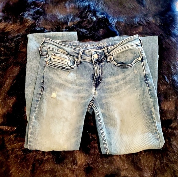 Calvin Klein Destroyed Straight Leg Jeans 💙 - Picture 6 of 8